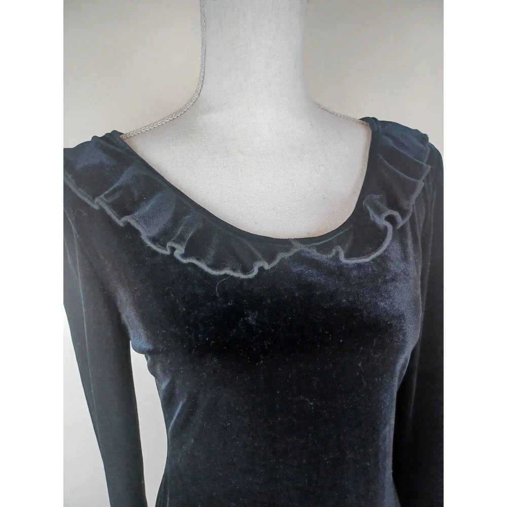 Long Black Velvet Dress - Picture 2 of 5
